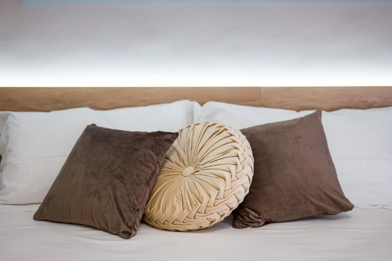 A Due Passi - Guest House Santo Stefano di Camastra Italy